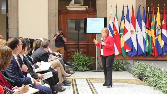 Alicia Bárcena, ECLAC Executive Secretary, during the presentation of the annual report on regional progress and challenges in relation to the 2030 Agenda for Sustainable Development.