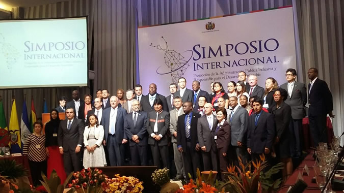 Imagen de la apertura del simposio en Bolivia.