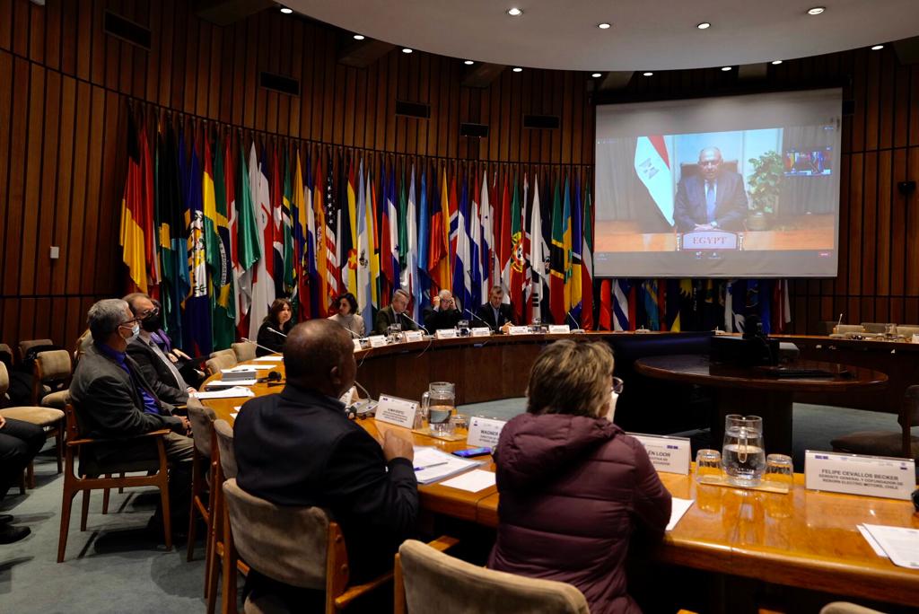 Fotografía de los participantes de la reunión.